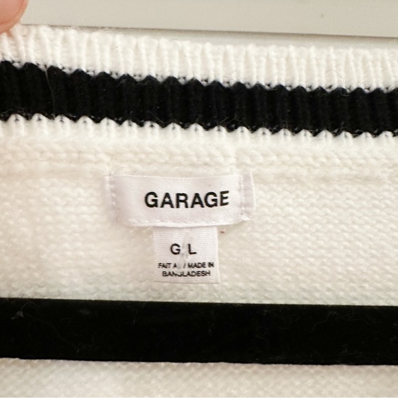 Garage Preppy Varsity Mini Sweater Vest V Neck Sleeveless White Black sz Large - Picture 8 of 9